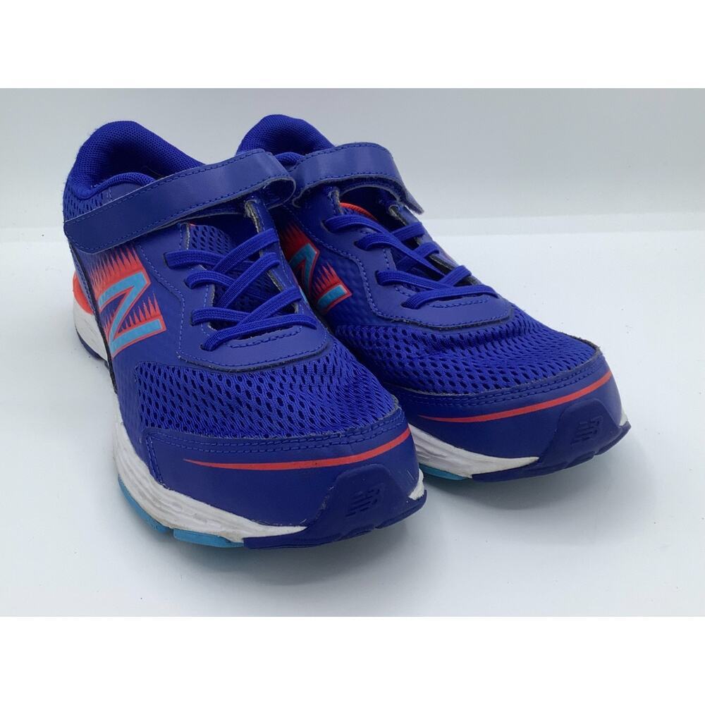 New Balance Men/Boys Sneakers Blue Red Size 7Y VGUC‎